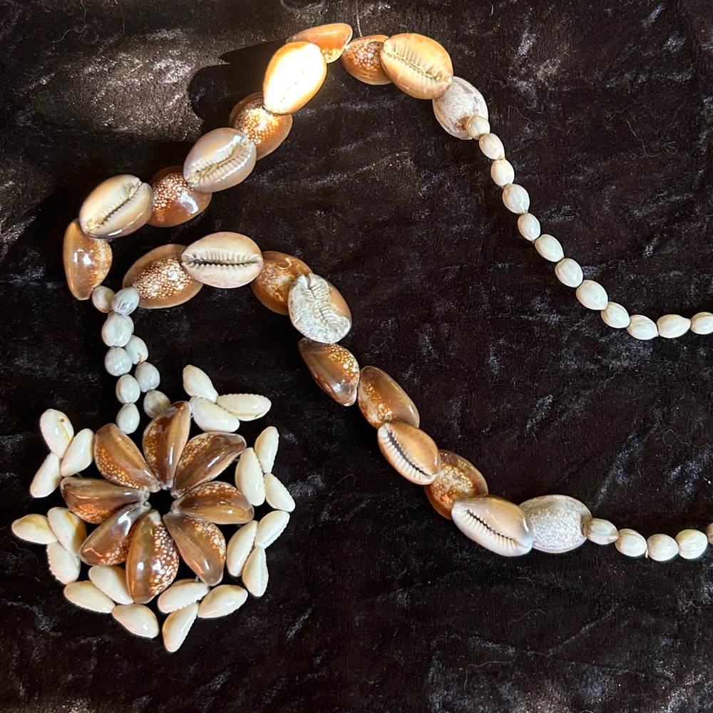 Vintage Shell Necklace